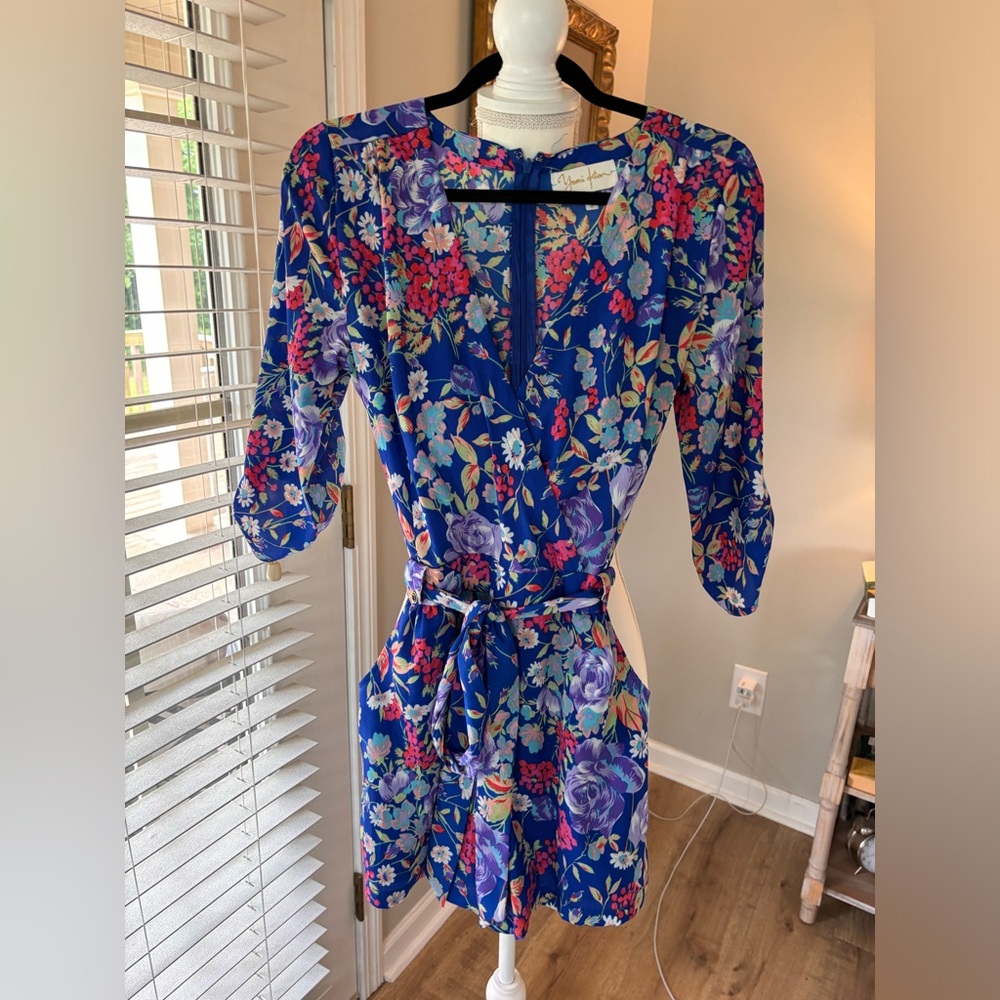 YUMI KIM blue floral long sleeve short romper size small EUC